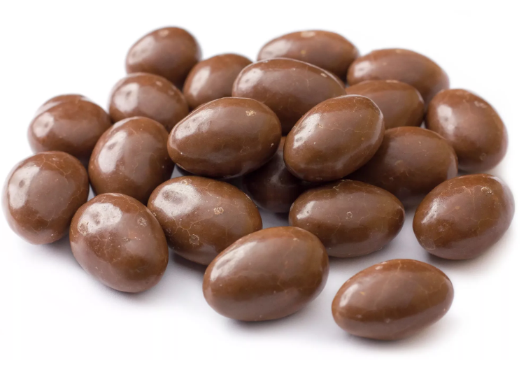 Cacahuètes enrobées de chocolat au lait